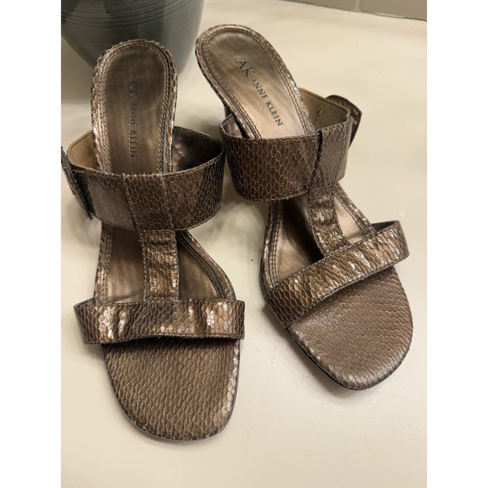 AK Anne Klein Snake Pattern Bronze Slip On Sandals Womens Size 8M